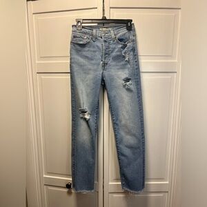 Levi’s Wedgie Straight Distressed Jeans Size Women’s 27 Color Blue